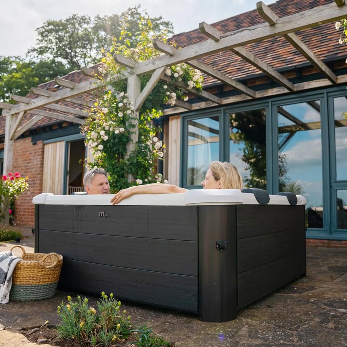Oslo  Square Bubble Spa - Premium Hot Tub with Durable Hard Exterior & Luxurious Soft Interior